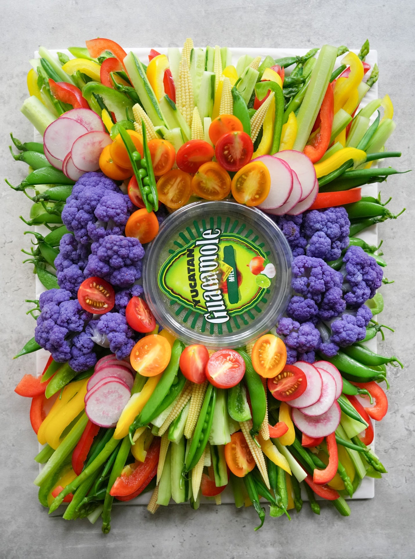 Cruditรฉs & Dips Platter